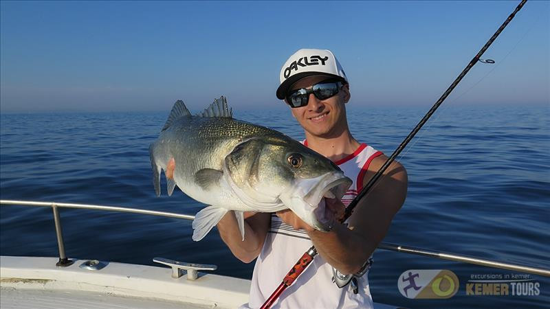 Sea fishing tour in Kemer