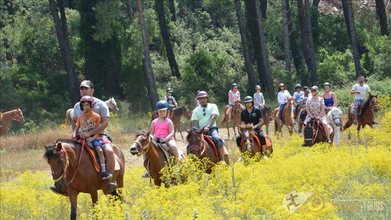 Walk on horse in Kemer